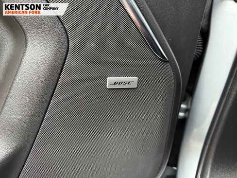 Used 2025 GMC Yukon Denali w/ Sun & Power Step Package image 22