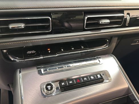 Used 2026 Lincoln Aviator 2WD image 20