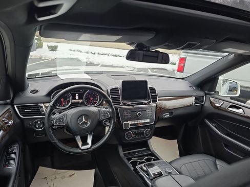 Used 2018 Mercedes-Benz GLS 450 4MATIC image 11