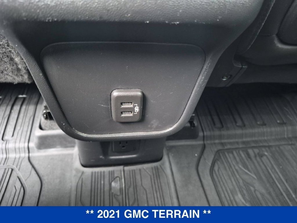 Used 2021 GMC Terrain SLT w/ Infotainment Package II AWD/4WD image 16