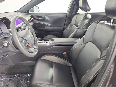 Used 2023 Toyota Crown AWD/4WD image 13