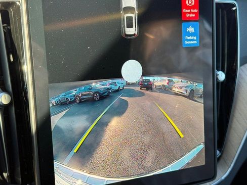 New 2026 Volvo XC60 B5 Core w/ Climate Package image 15