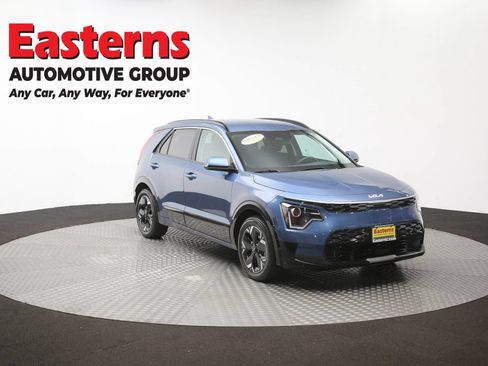 Used 2024 Kia Niro Wind w/ Wind Preserve Package FWD image 50