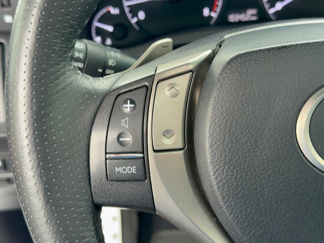 Used 2015 Lexus RX 350 F Sport w/ Navigation Package AWD/4WD image 18