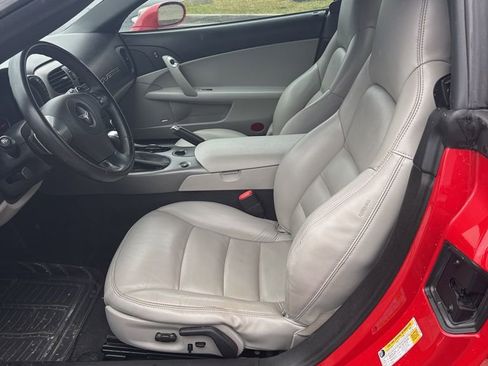 Used 2007 Chevrolet Corvette Convertible w/ Preferred Equipment Group image 11