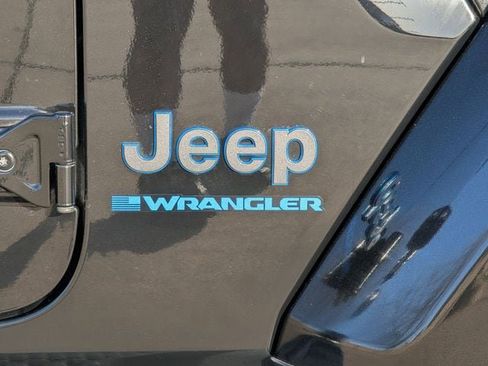 Used 2024 Jeep Wrangler High Altitude image 8