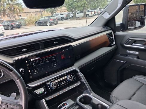 Used 2017 Nissan Maxima Platinum FWD image 19