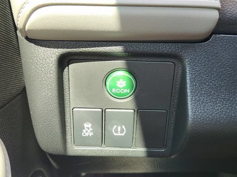 Used 2020 Honda HR-V LX image 22