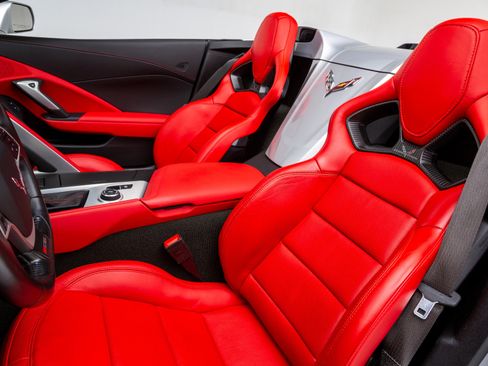 Used 2019 Chevrolet Corvette Z06 image 18