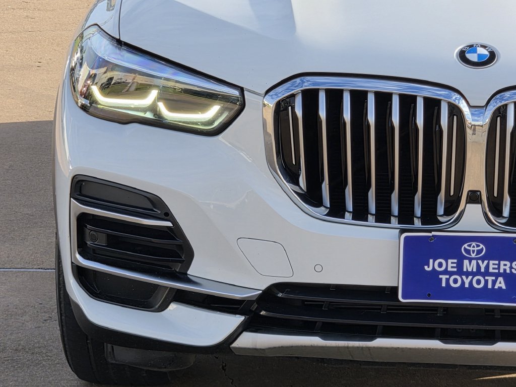 Used 2022 BMW X5 sDrive40i w/ Luxury Seating Package RWD image 5