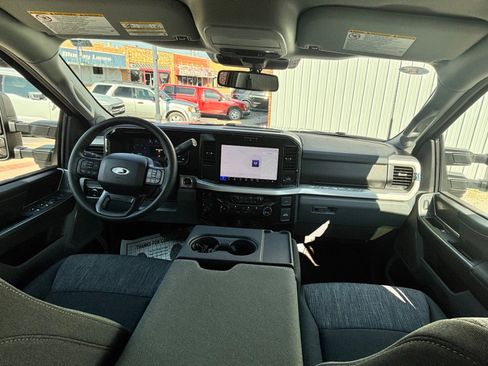 New 2026 Ford F250 XLT w/ XLT Premium Package image 34
