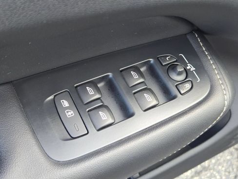 Used 2019 Volvo XC60 T8 Inscription AWD/4WD image 29