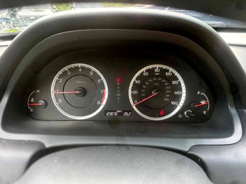 Used 2011 Honda Accord LX-P image 18