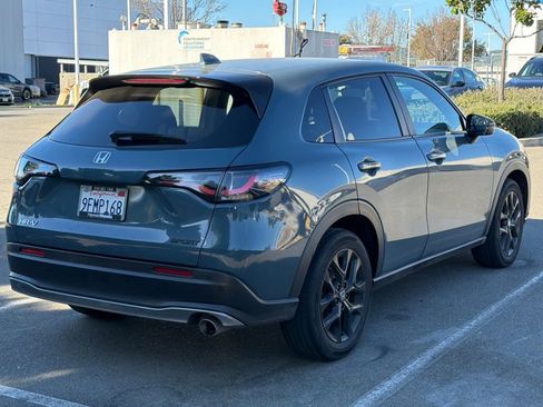 Used 2023 Honda HR-V Sport image 5
