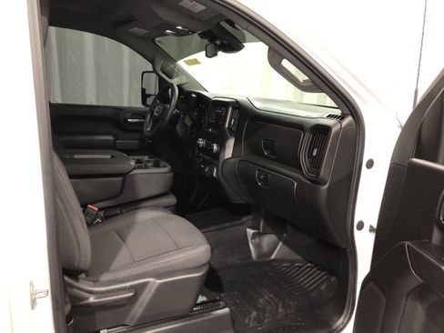 Used 2025 GMC Sierra 3500 Pro image 13