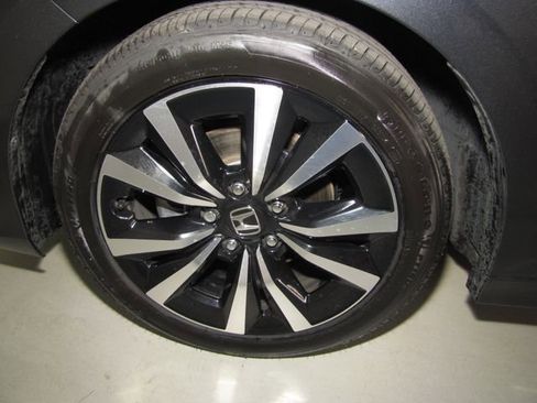 Used 2024 Honda Accord LX image 27