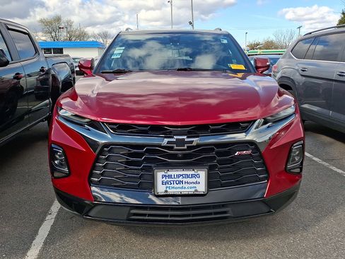 Used 2022 Chevrolet Blazer RS w/ Enhanced Convenience Package image 2