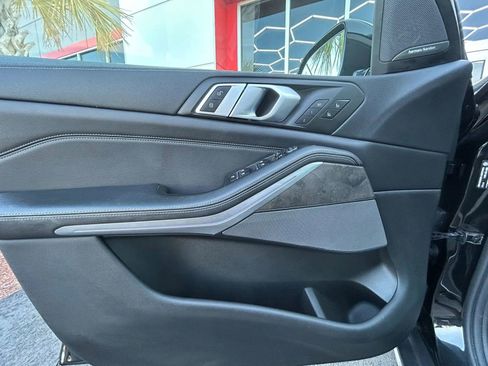 Used 2019 BMW X5 xDrive50i image 18