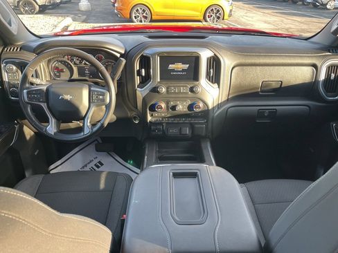 Certified 2021 Chevrolet Silverado 1500 LT Trail Boss w/ Convenience Package II image 17