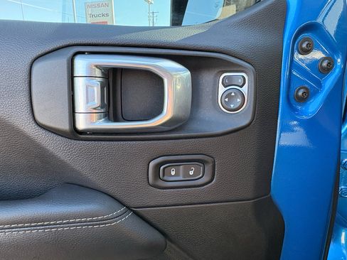 Used 2022 Jeep Wrangler Unlimited Sahara w/ LED Lighting Group image 14