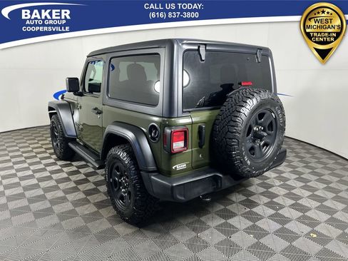 Used 2022 Jeep Wrangler Sport image 7