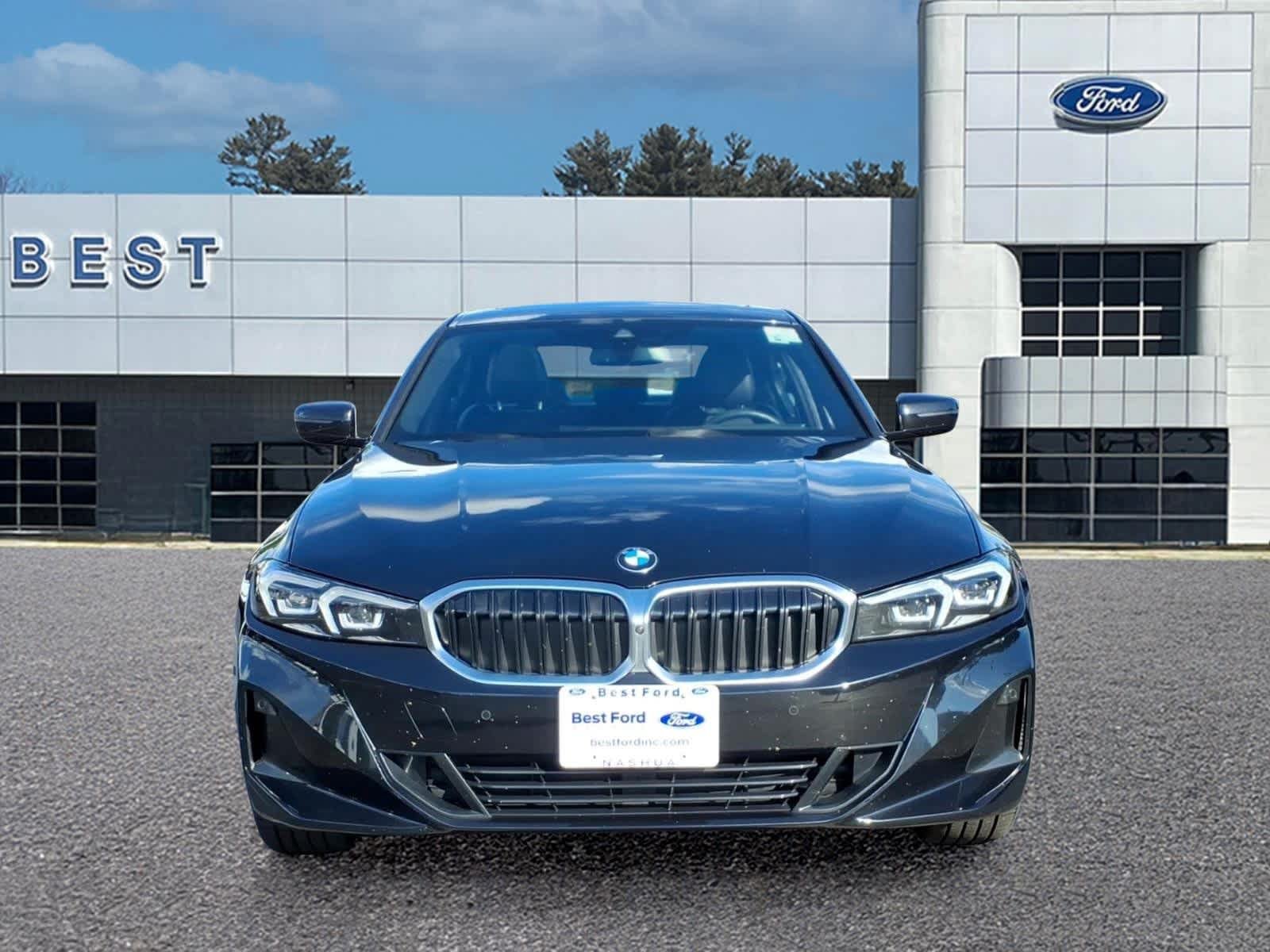 Used 2024 BMW 330i xDrive Sedan w/ Premium Package AWD/4WD image 10