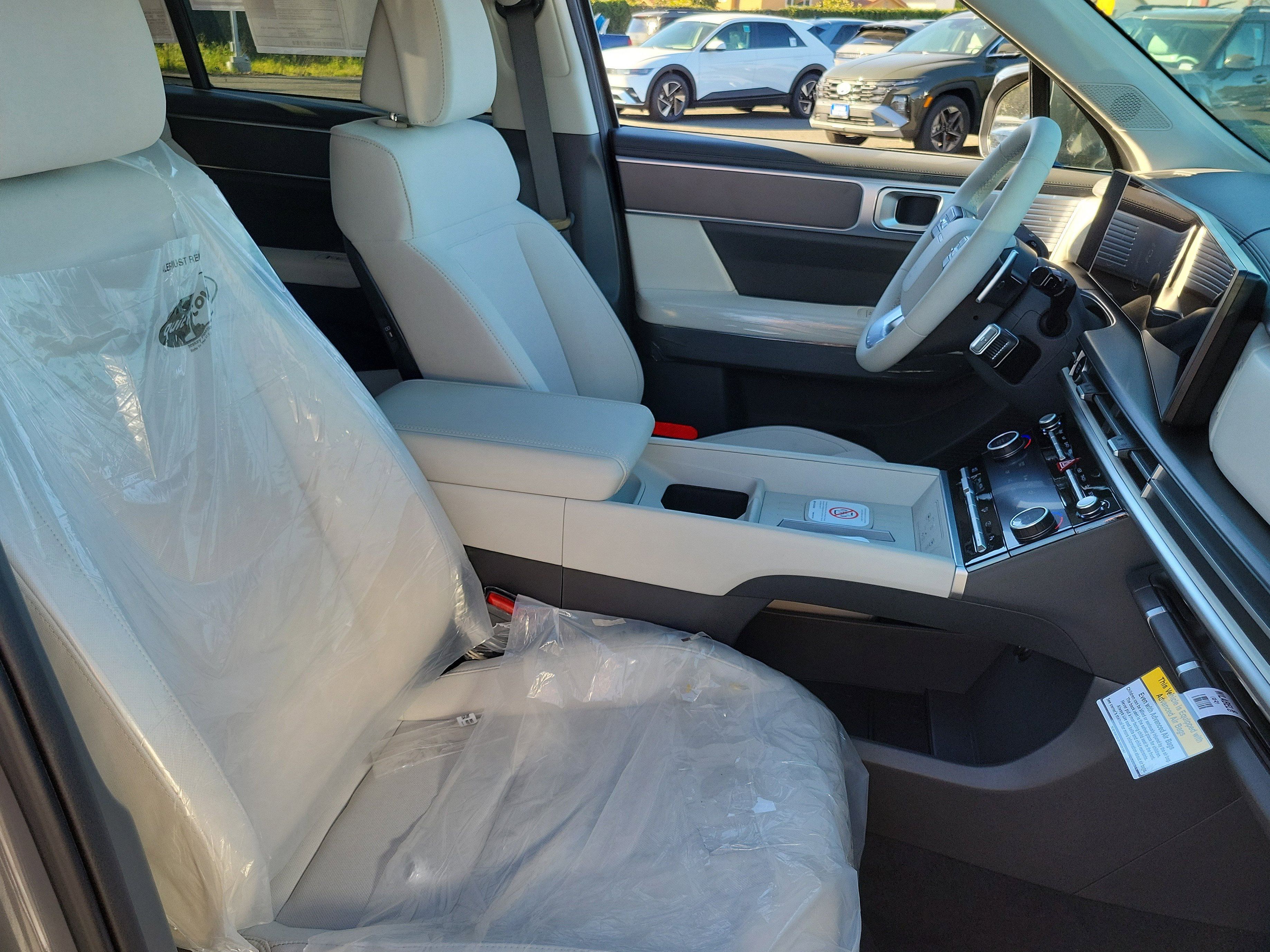 Used 2026 Hyundai Santa Fe SE FWD image 22