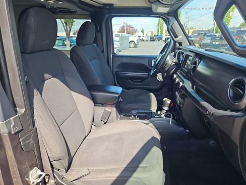 Used 2023 Jeep Wrangler Sport AWD/4WD image 28