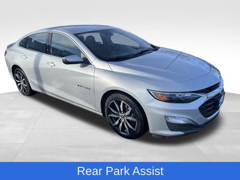 Used 2022 Chevrolet Malibu RS image 9