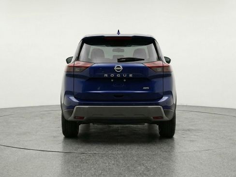 Used 2025 Nissan Rogue SV AWD/4WD image 7