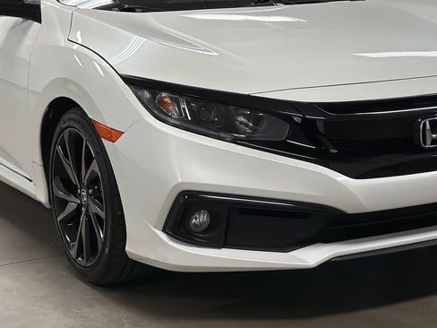 Used 2021 Honda Civic Sport image 4