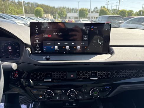 Certified 2025 Honda Accord Touring image 23