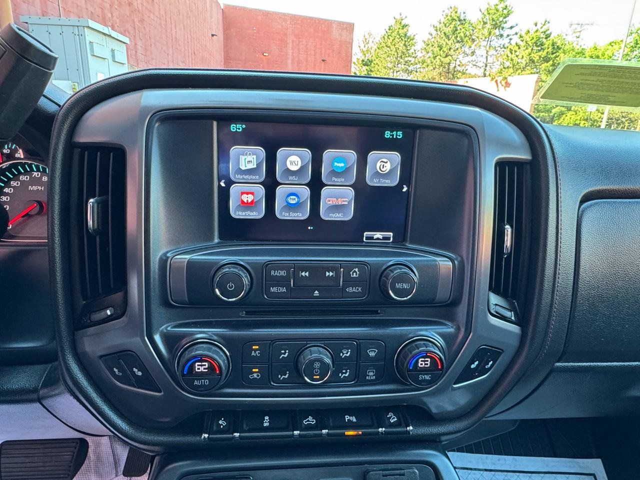 Used 2018 GMC Sierra 1500 SLT AWD/4WD image 17