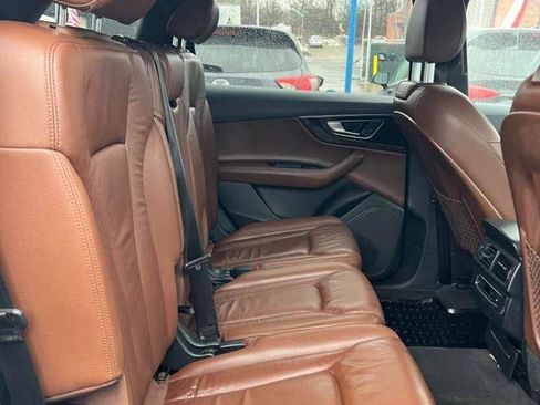 Used 2017 Audi Q7 3.0T Premium Plus w/ Premium Plus Package image 34