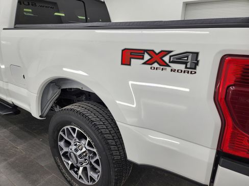 Used 2022 Ford F250 Lariat image 33