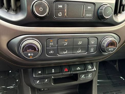 Used 2022 GMC Canyon AT4 w/ Trailering Package AWD/4WD image 37