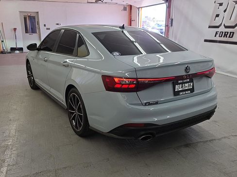 Used 2025 Volkswagen Jetta GLI Autobahn image 4