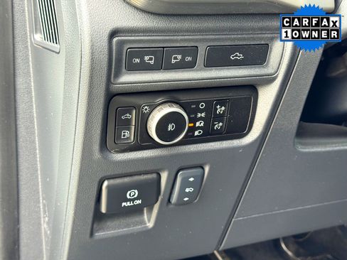 Used 2023 Ford F150 Lariat w/ Trailer Tow Package image 13