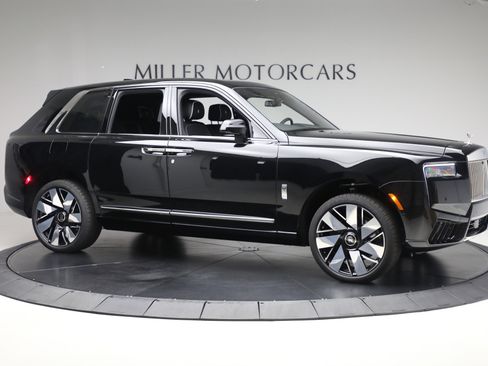 New 2026 Rolls-Royce Cullinan image 12