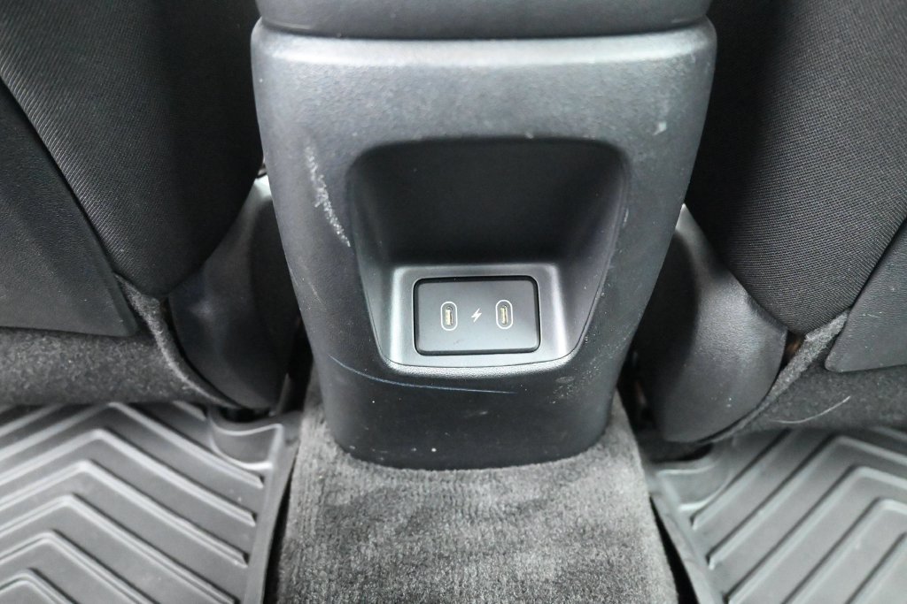 Used 2024 Hyundai Elantra SE FWD image 17
