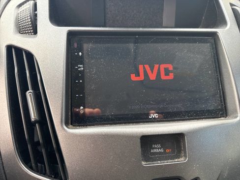 Used 2018 Ford Transit Connect XL image 13