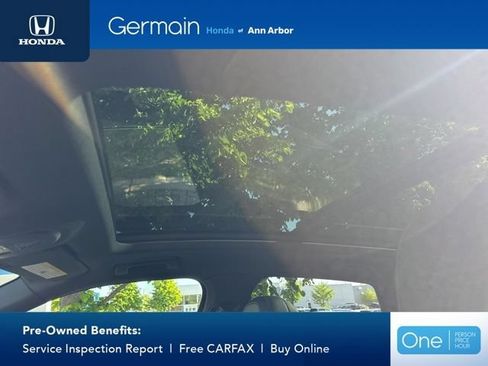 Used 2024 Porsche Cayenne AWD/4WD image 23