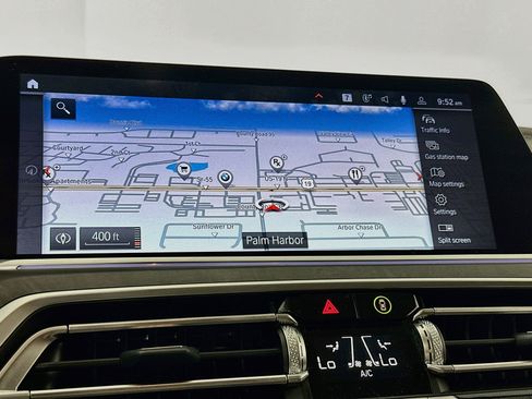 Used 2022 BMW X7 xDrive40i w/ Premium Package AWD/4WD image 13