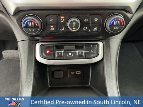 Used 2022 GMC Acadia SLE w/ Driver Convenience Package image 13