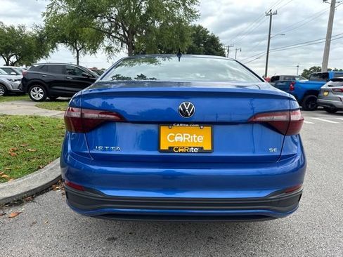 Used 2024 Volkswagen Jetta SE FWD image 6