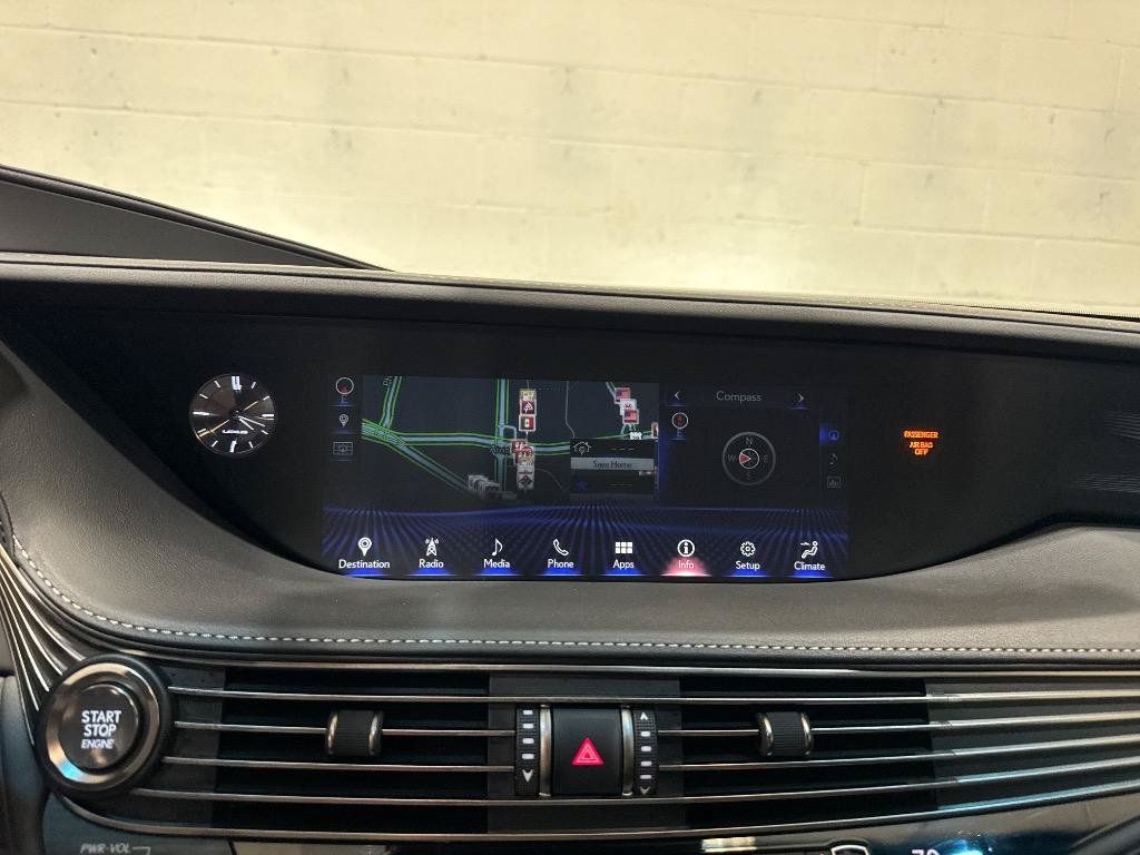 Used 2018 Lexus LS 500 w/ Accessory Package (Z1) RWD image 51