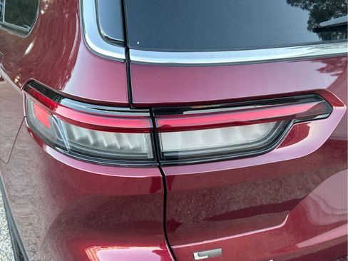 Used 2021 Jeep Grand Cherokee L Limited image 15