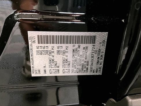 New 2025 Nissan Rogue S image 72