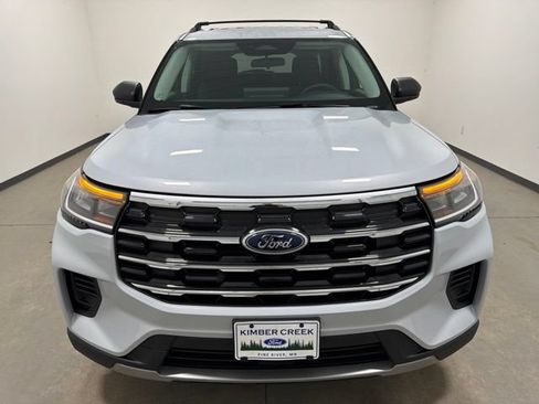 New 2026 Ford Explorer Active AWD/4WD image 2