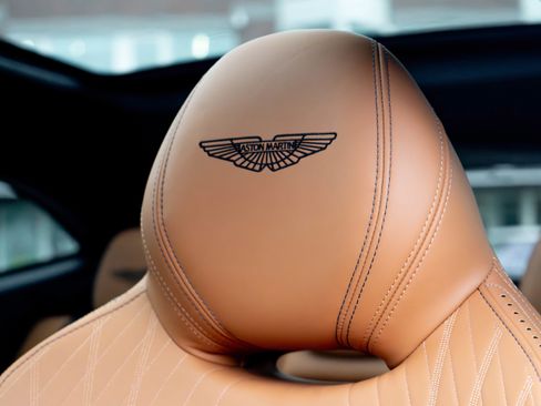 Used 2024 Aston Martin DBX 707 image 14